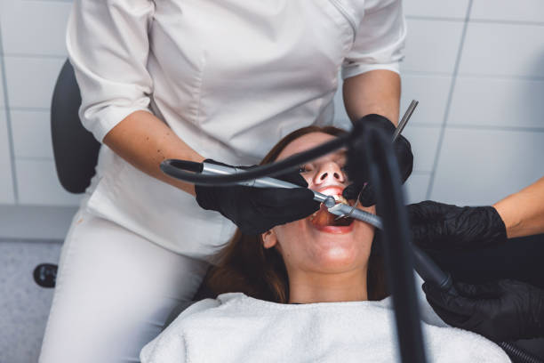 Best Emergency Tooth Extraction in Robertsville, NJ